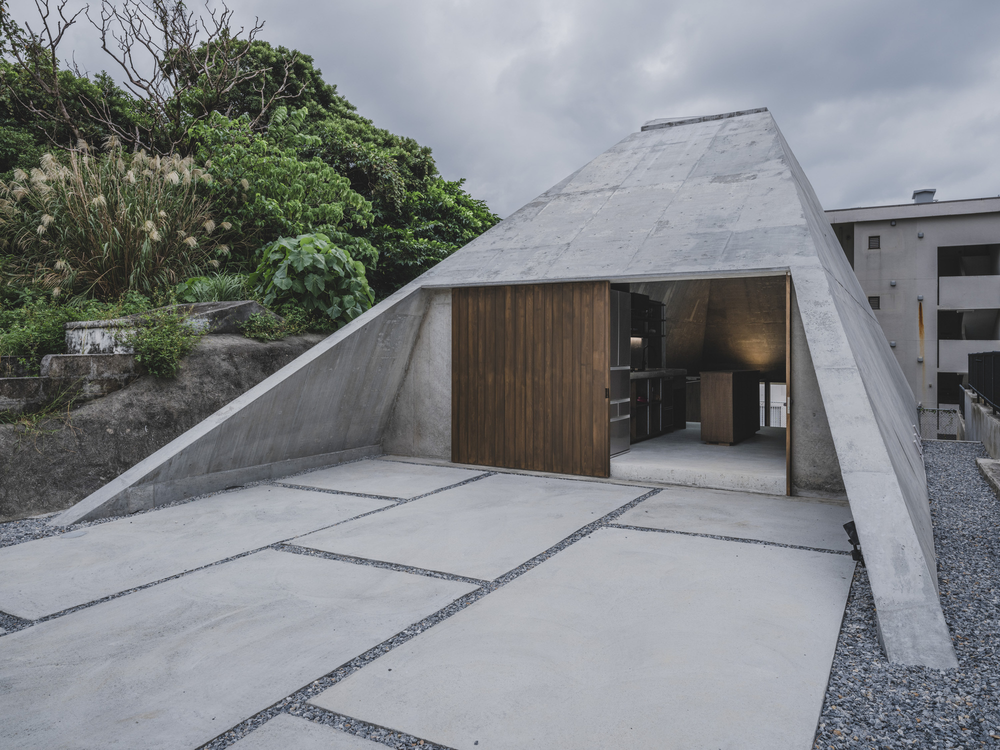 金字塔小屋丨日本冲绳丨IGArchitects-11