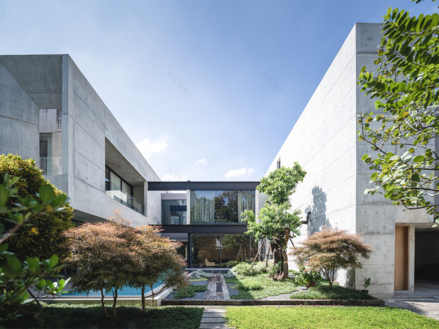 泰国 Baan Akard Yen 住宅丨泰国曼谷丨Studio Krubka-3