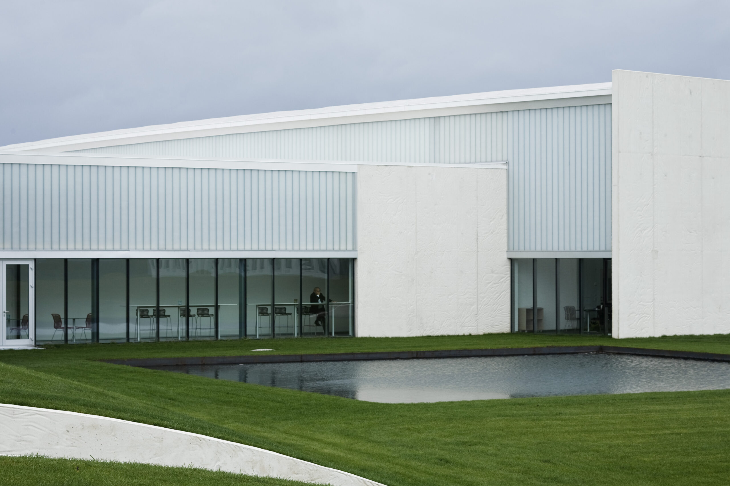 海宁当代艺术博物馆（海宁艺术中心）丨丹麦丨Steven Holl Architects-8