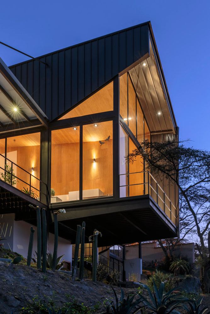 厄瓜多尔 Chiché河畔的现代绿意住宅-45