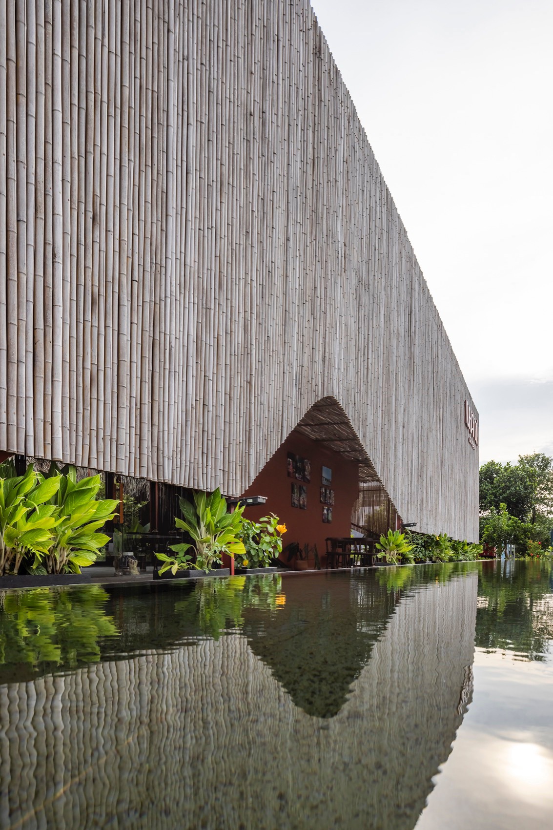 Nhà Tú花园餐厅丨越南丨Long Nguyen Design-122