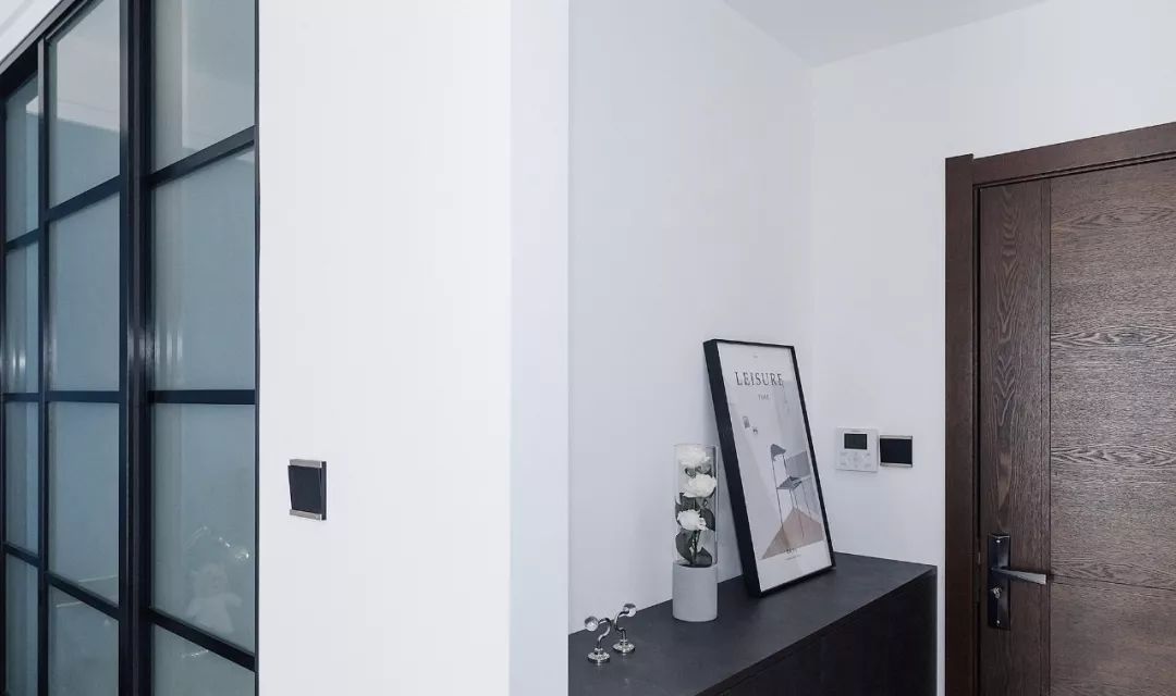 109平现代轻奢三口之家 独立储物间+衣帽间-29