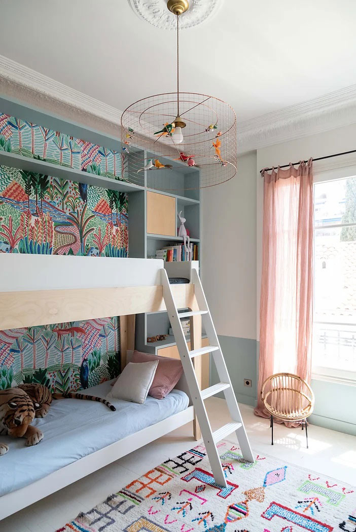 灰泥、大理石和设计师家具:尼斯的公寓-21