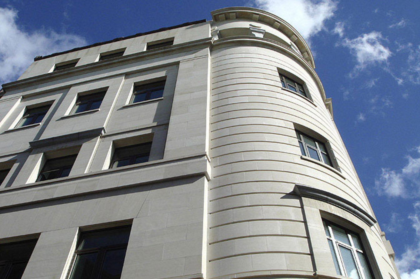 伦敦西区新建筑融合历史与现代风格-4