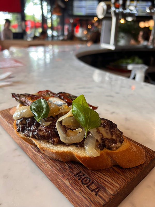 MOLA Tapas de Mercado 室内设计-16