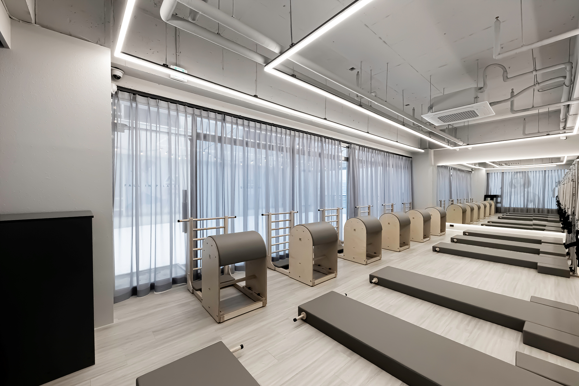 高级灰的 95 平米公寓 | 现代极简风的魅力-13