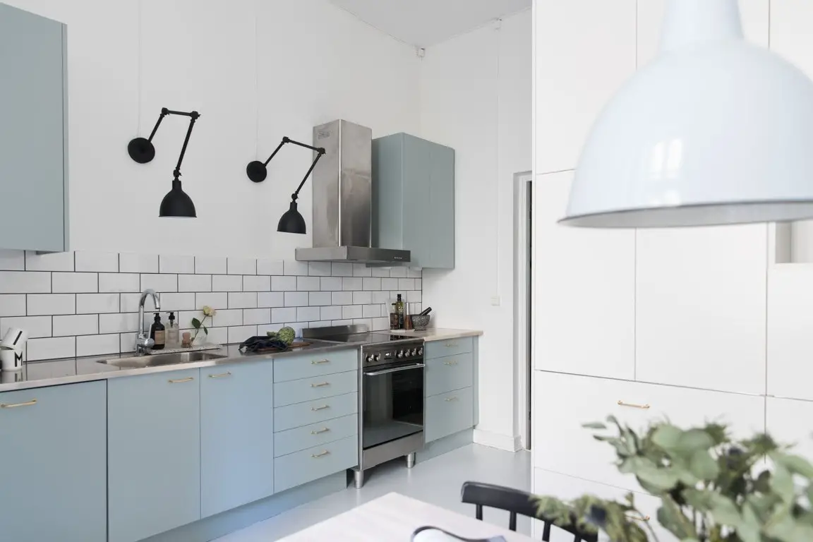 瑞典北欧风公寓 | 粉蓝配色的清新魅力-1