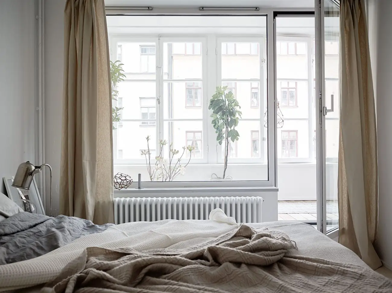 瑞典旧巧克力工厂改造的工业风公寓-16