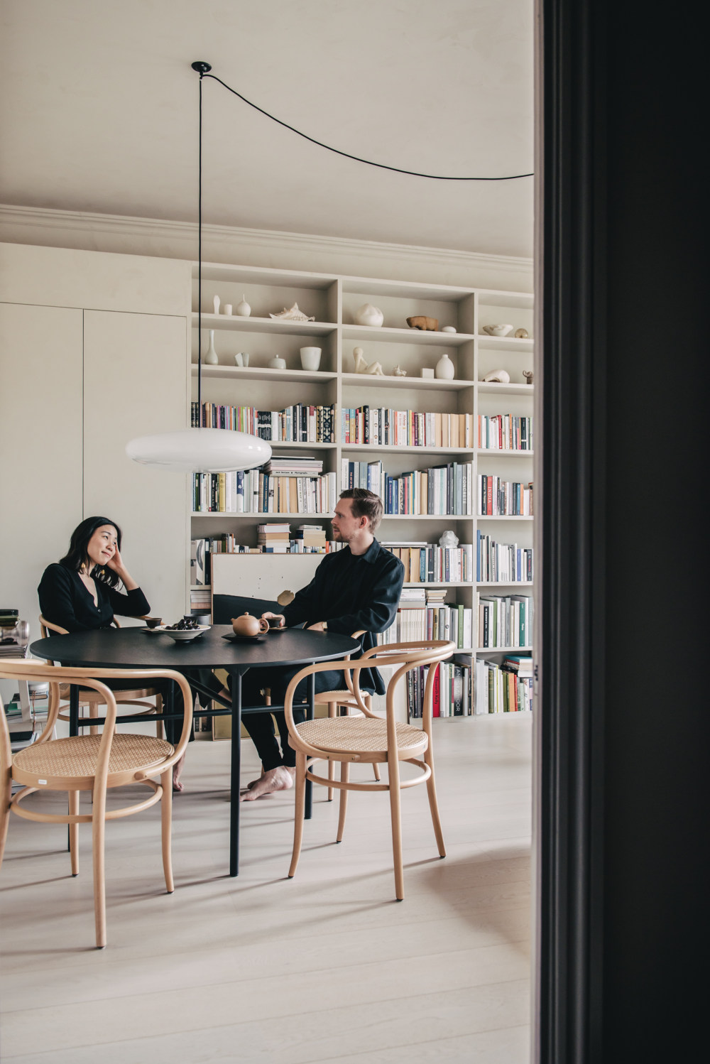 英伦风情的简约之家 | 谷物杂志创始人罗莎·帕克的家-5