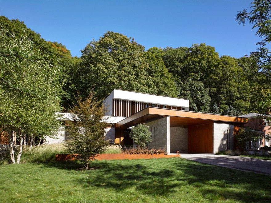 多伦多霍格斯山谷现代家庭住宅-0