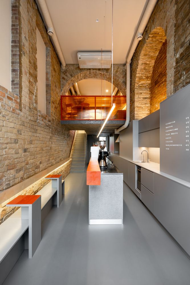 复古砖墙中的现代咖啡馆 · BWTC Coffee Shop-21