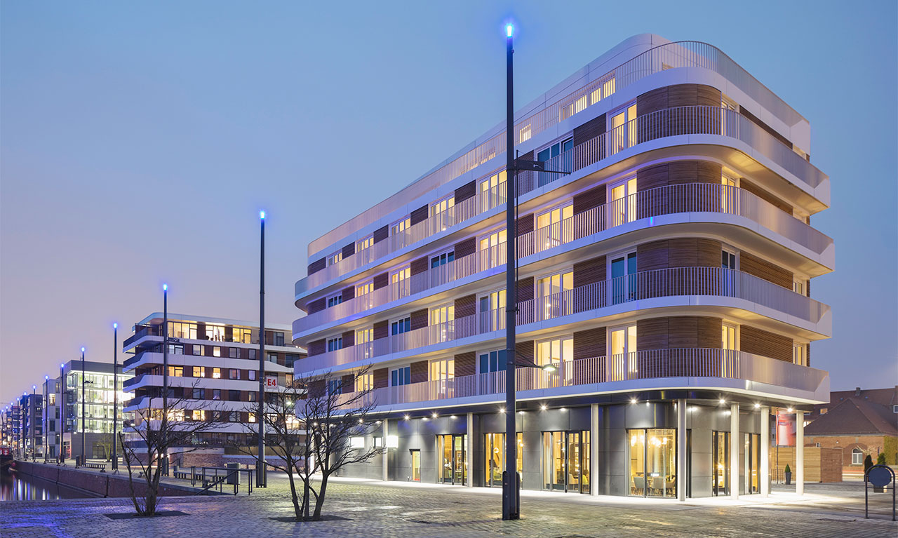 自由号；自由女神（具体需结合语境确定，若仅从字面看，自由较宽泛，在一些特定场景下，如船只可能是自由号，若与美国标志性建筑相关可能是自由女神 ，这里假定没有更多语境信息以自由号翻译） 丨United StatesColumbus-22