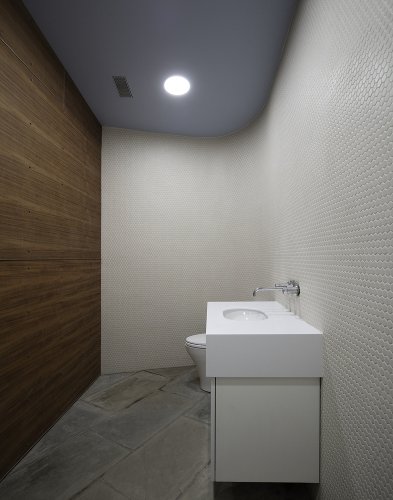 灰白色尼瓦泳池别墅丨美国纽约丨GAuthier Architects-29