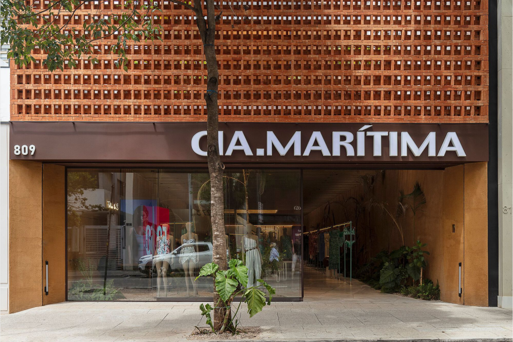 Cia. Marítima store by Marcelo Rosenbaum-0