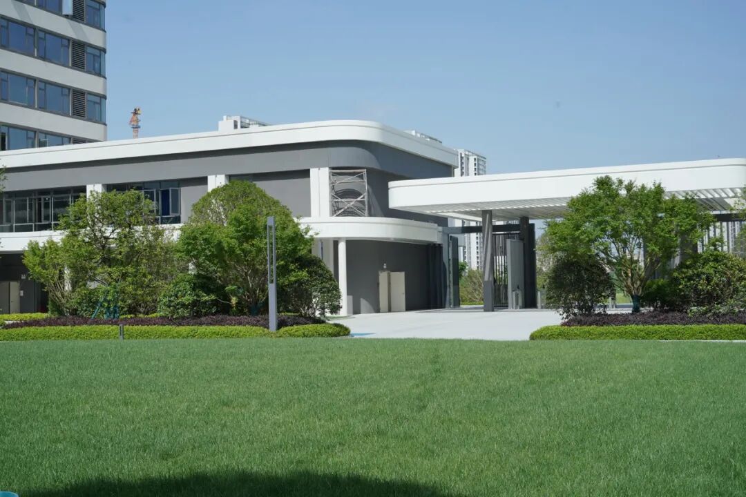 东篱匠造|中联智慧产业城宿舍楼景观工程亮相-25