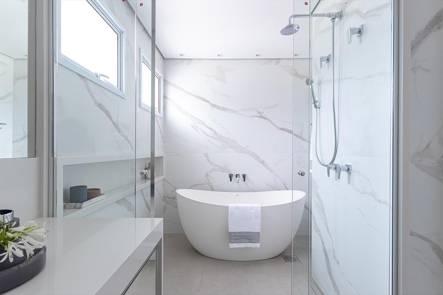 现代简约的巴西 Osasco 公寓设计-12