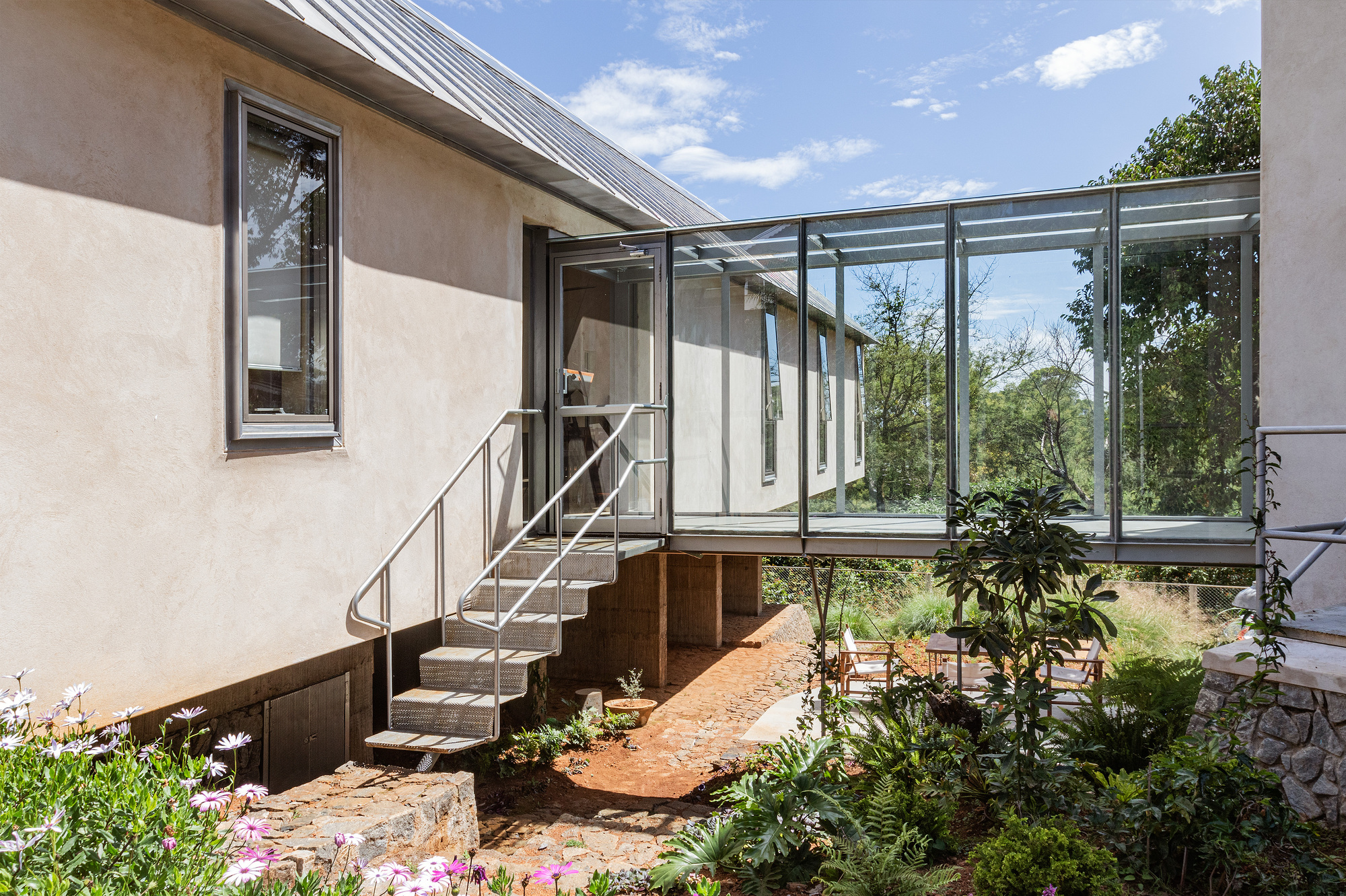 尼尔吉里的野草屋丨印度丨Mathew and Ghosh Architects-28