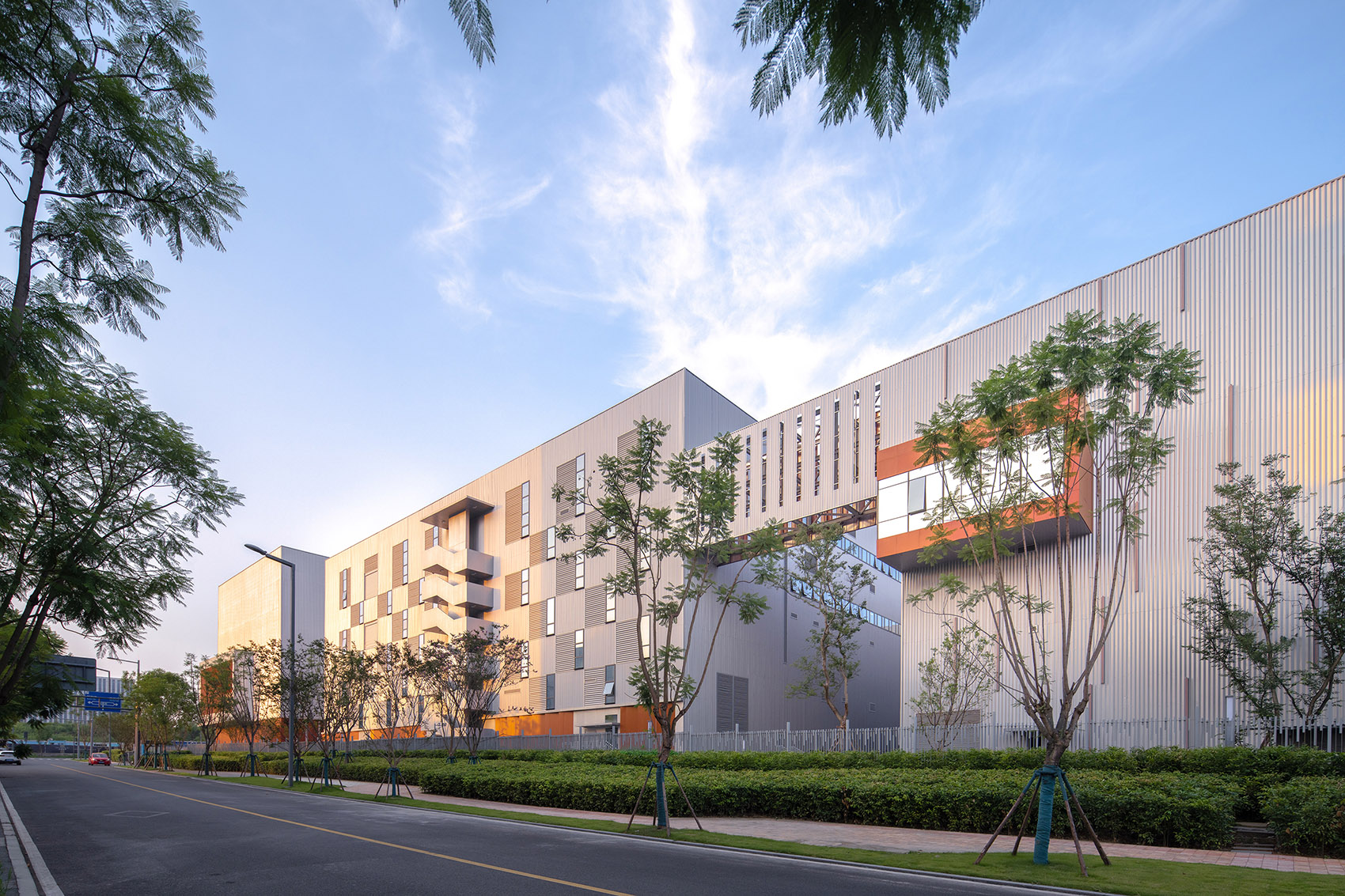 天府兴隆湖实验室二期丨中国成都丨江苏中锐华东荣朝晖工作室,杭州心象建筑-38