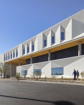亚利桑那州立大学健康未来中心丨美国丨CO Architects