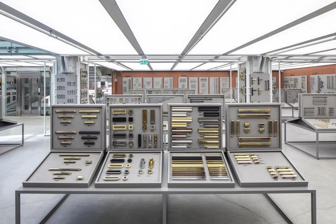 工业美学的空间叙事：System展厅的粗犷与精致哲学-13