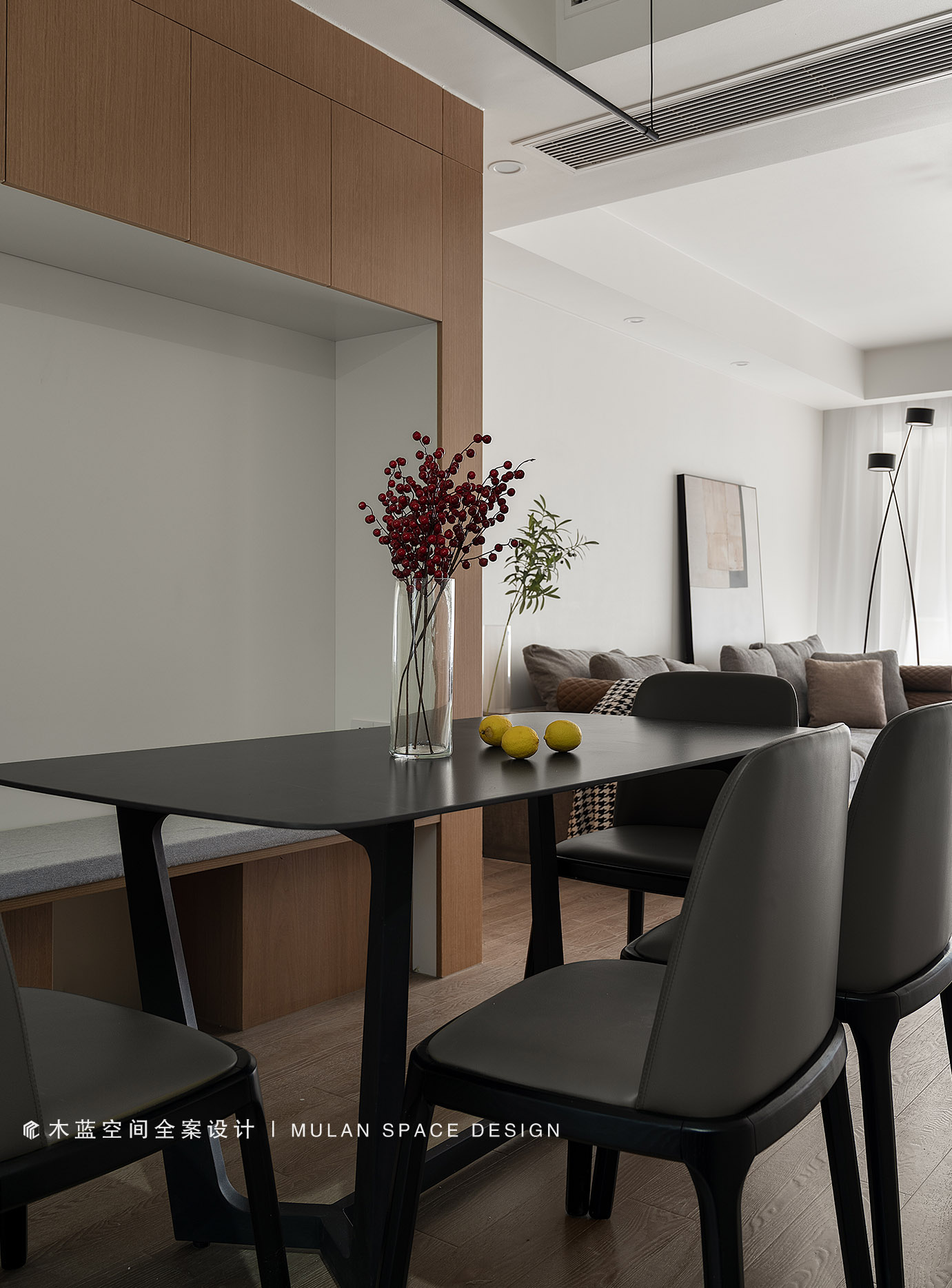 简约之美,化繁为简的精装房改造丨中国南京丨木蓝设计-32