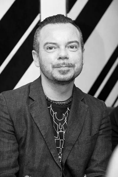 艺术感和想象力并存的设计-1