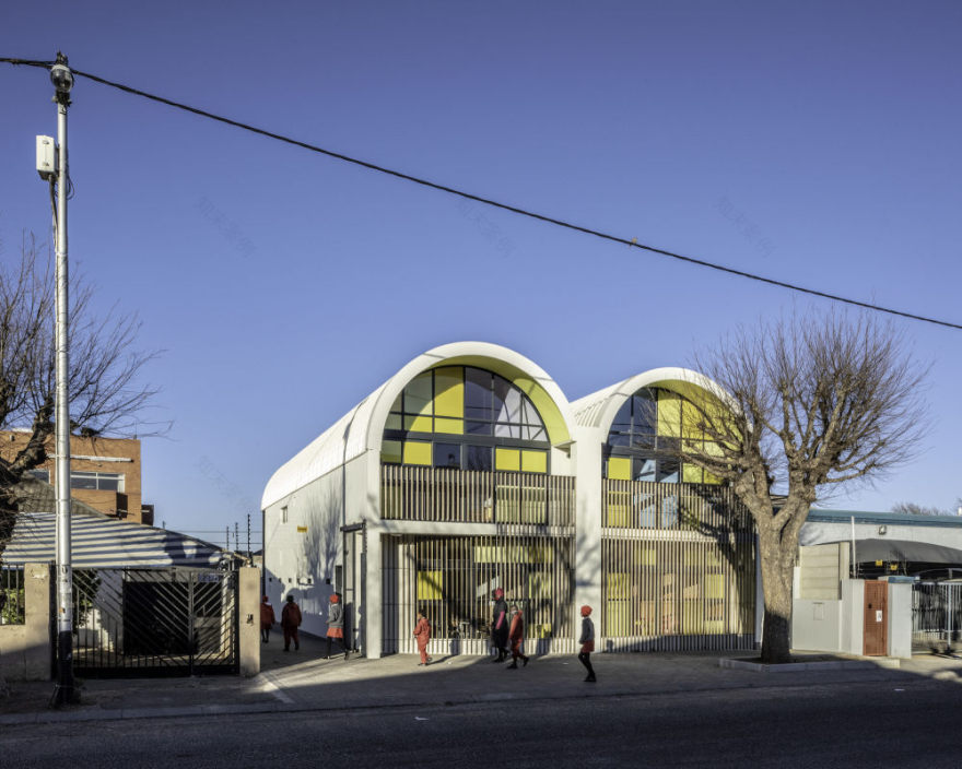 南非约翰内斯堡 Salvazione 基督教学校 | 温馨趣味的室内设计-26