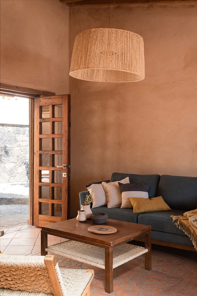 墨西哥 Casa Corsal | 融合传统与现代的乡村度假别墅-20
