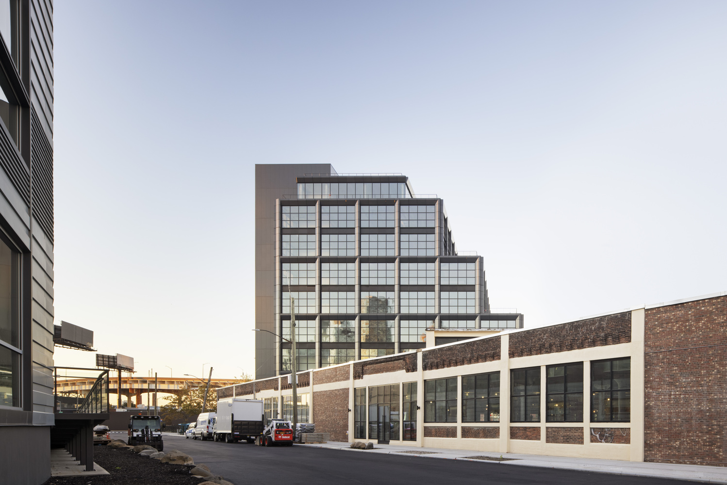 美国龙门点商业建筑丨STUDIOS Architecture-8