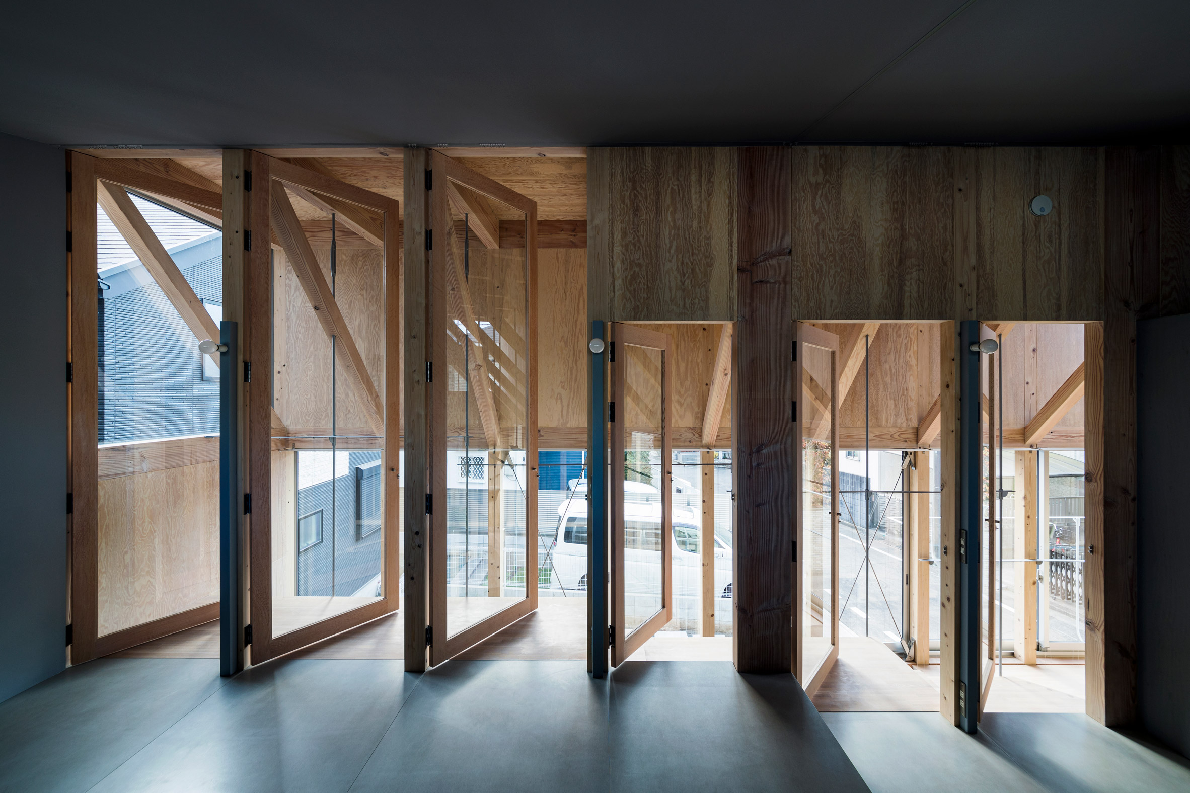 东京 Kiri Architects 设计的光之楼梯住宅-29