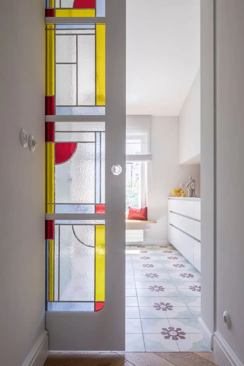 打破常规－创意拼贴式顶层公寓设计美学-16