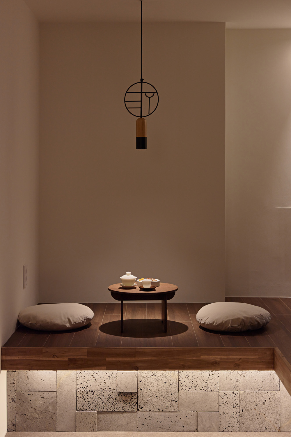 "木材与高级酒店氛围的完美融合 - 21 坪酒店式公寓室内设计"-34