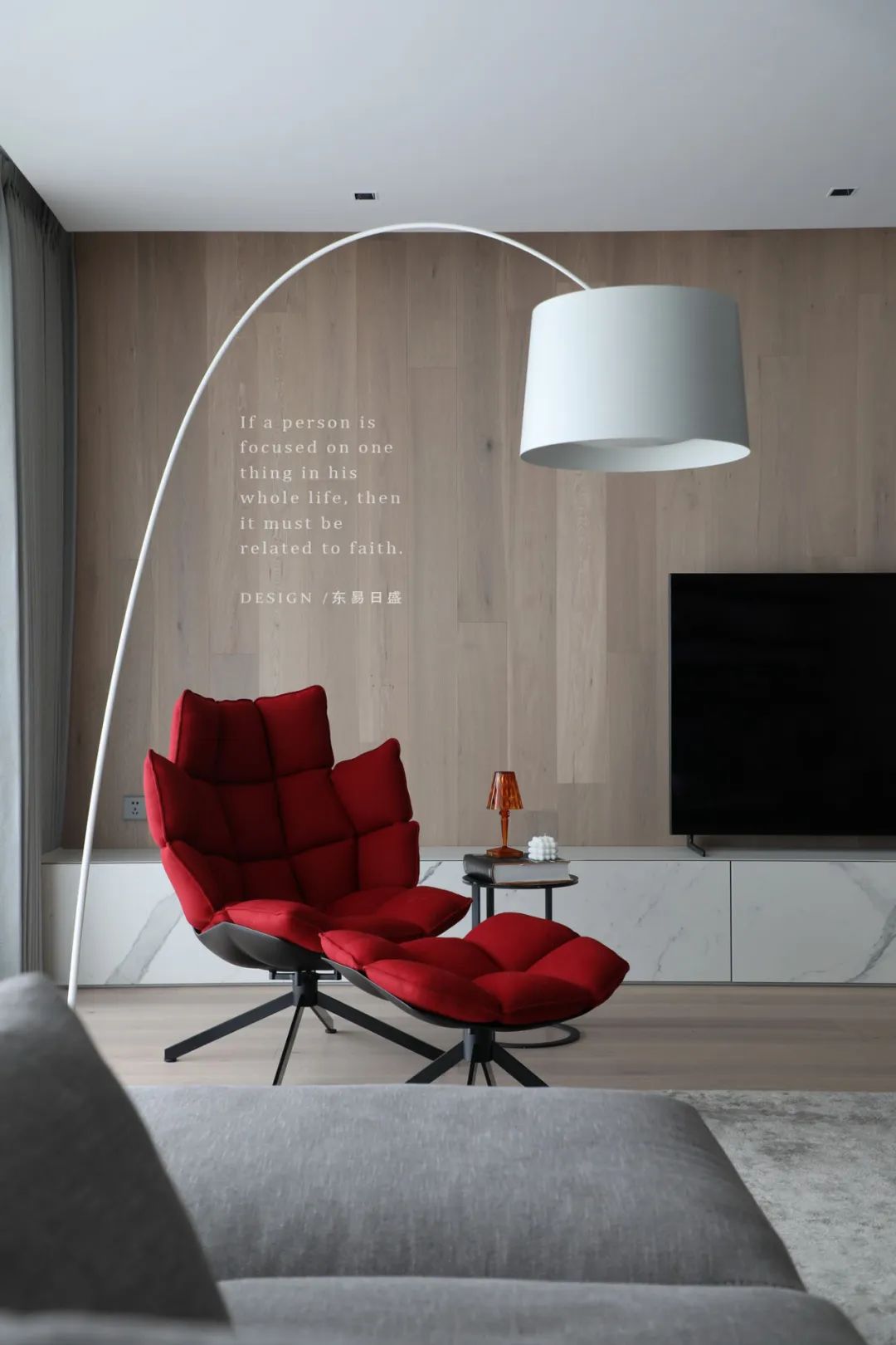 【Wooden Slow 首发】大师都倾心的木地板上墙，如何玩出新花样？-11