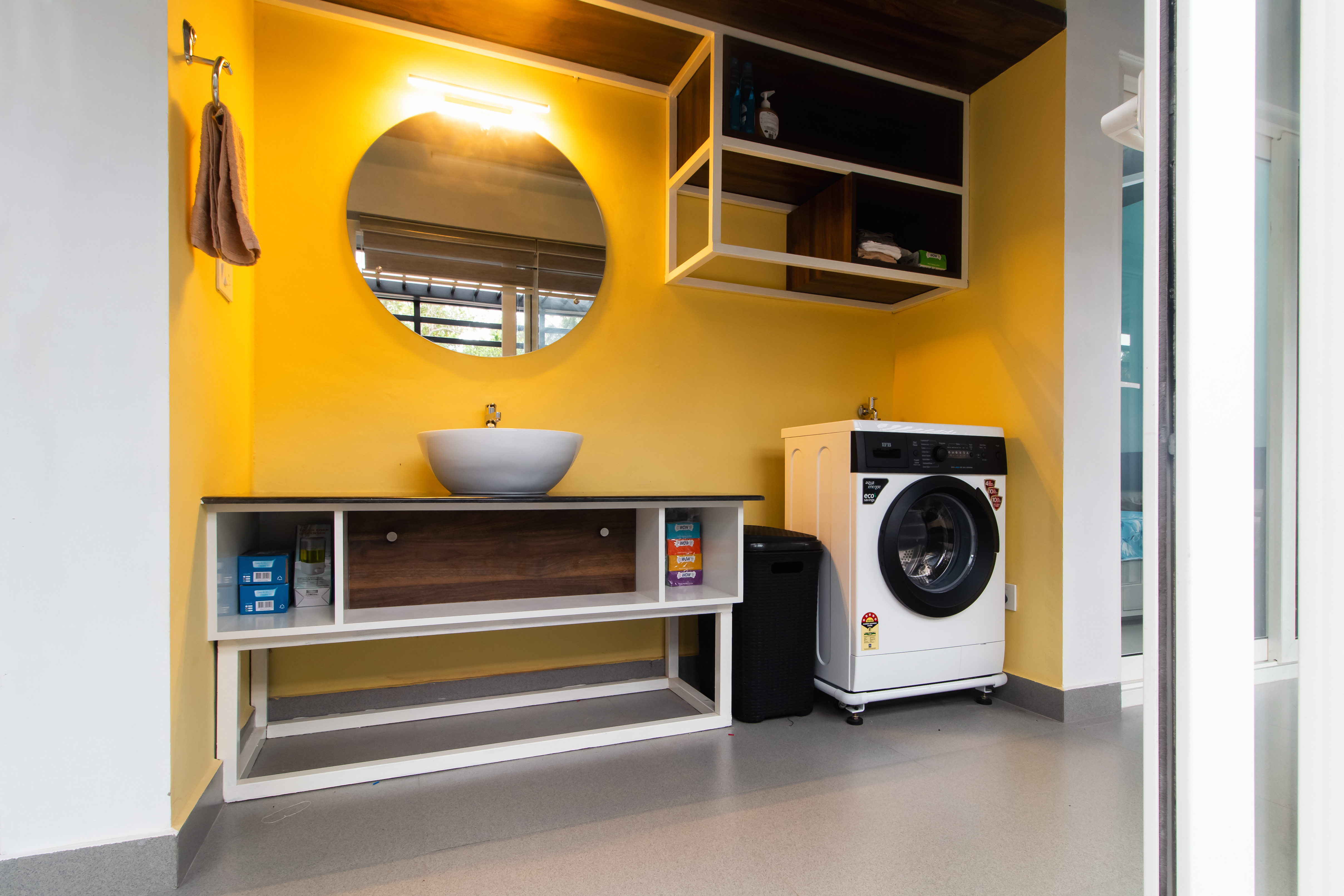 Kood - Compact Urban House-5