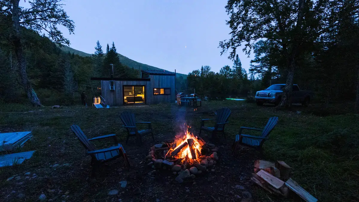 魁北克水上小屋 | 现代舒适与自然美景的完美融合-20