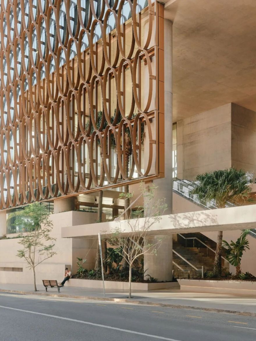 布里斯班北码头205号广场丨澳大利亚布里斯班丨Hassell,REX及Richards & Spence-20