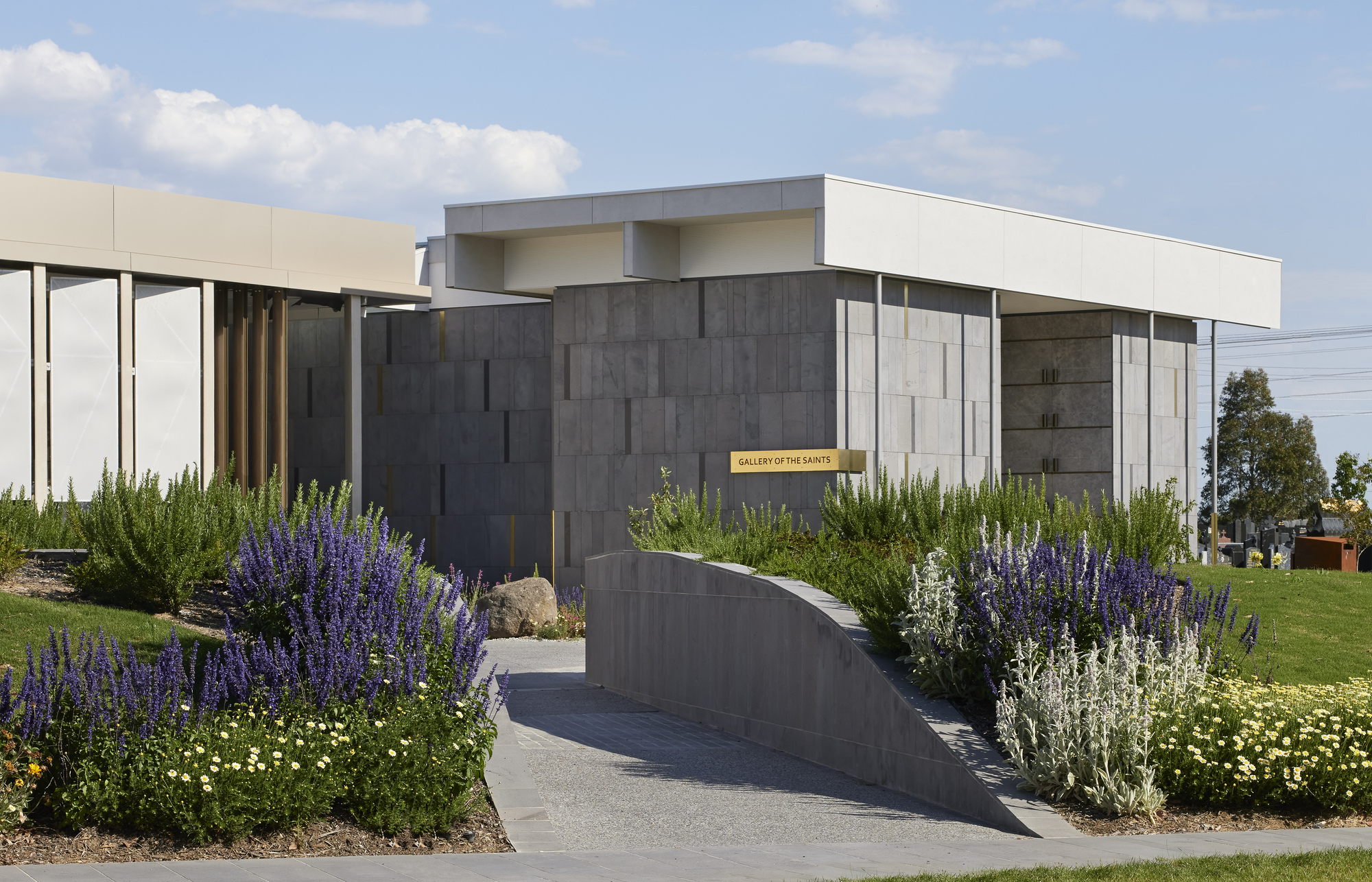 Gallery of the Saints Mausoleum Extension / BENT Architecture-14