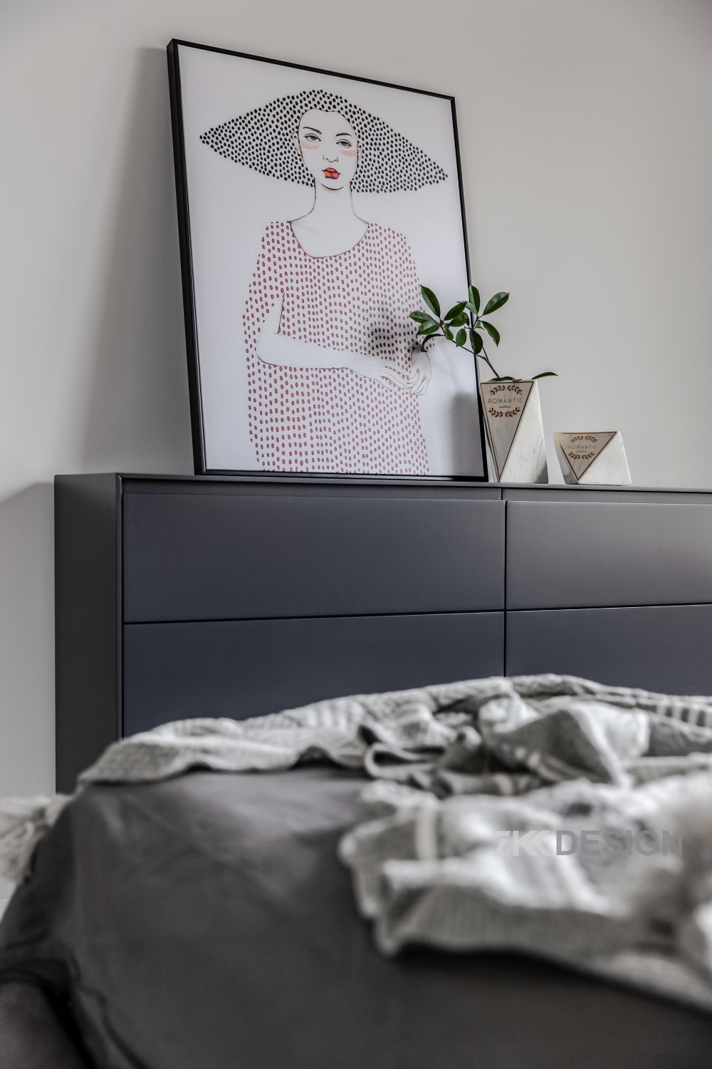 黑白灰工业风的精装房改造-65