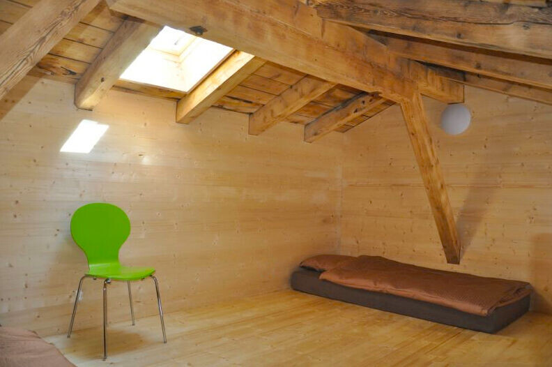 拉卢埃尔民宿-10