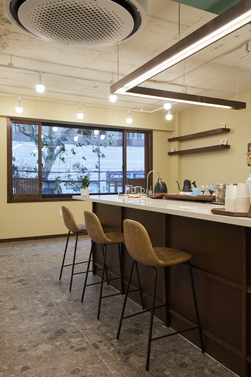 韩式休闲咖啡厅，24 平米打造东方氛围-15