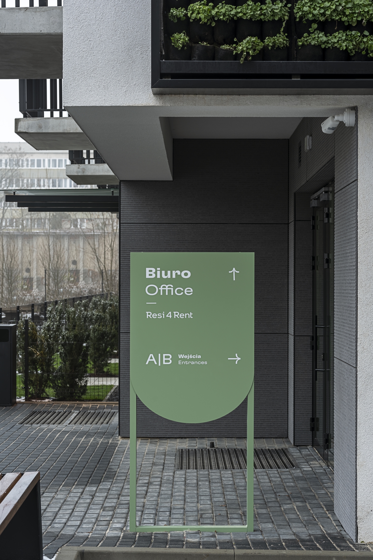 Resi4Rent 大楼导视系统与环境图形设计丨波兰克拉科夫丨blank studio,wayfinding studio-42