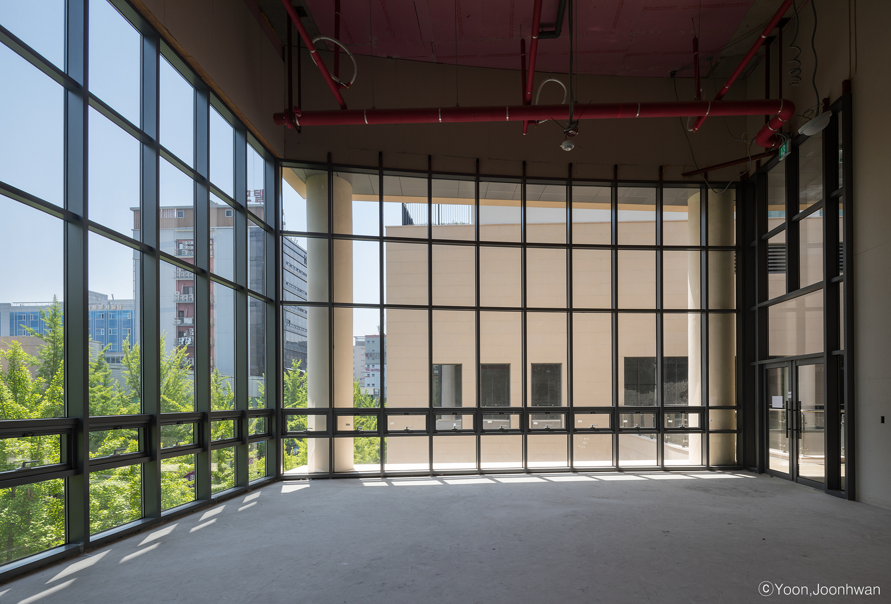 分层露台公寓 | 商业区里的宜居设计-14