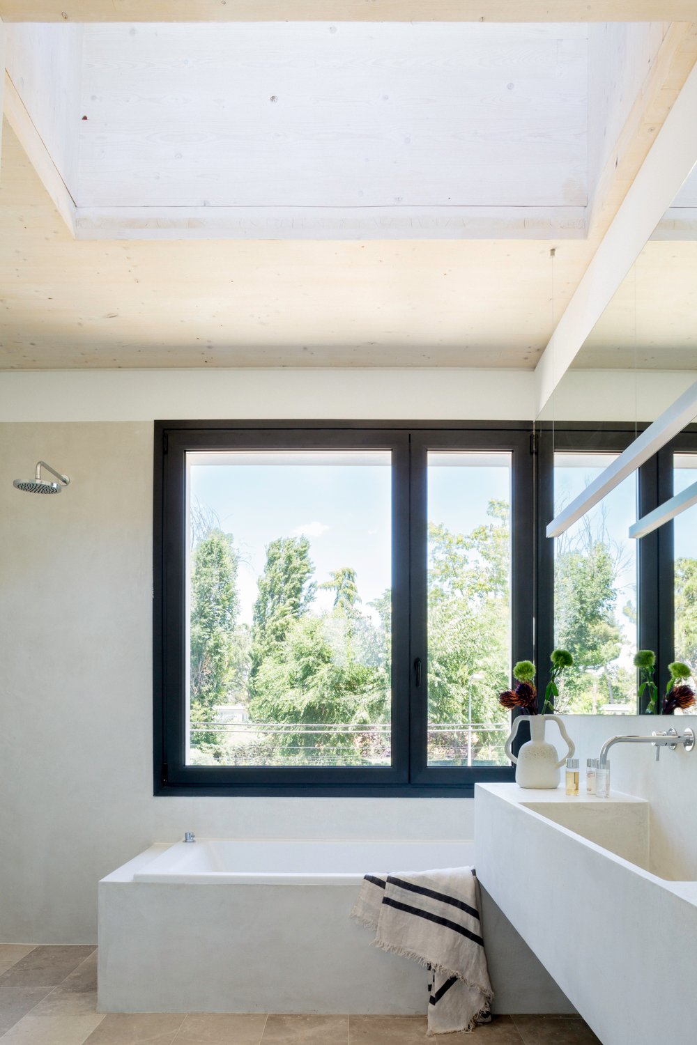 西班牙简约自然别墅丨ÁBATON-43