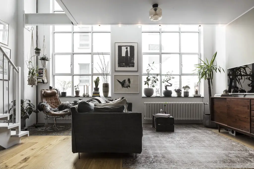 瑞典船厂改造的独特家庭阁楼-3