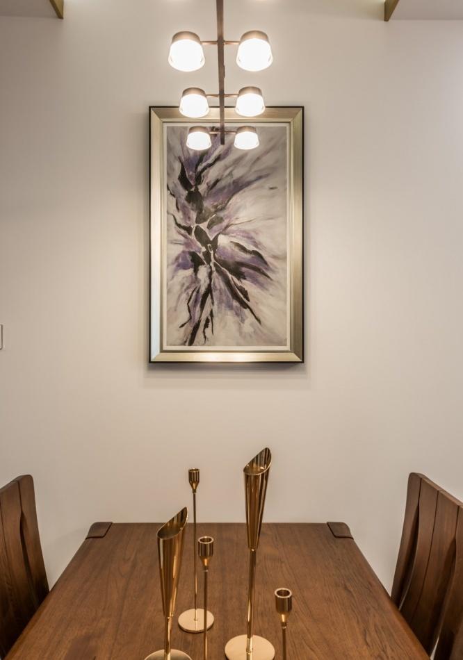 现代中式家居,实木与金属的完美碰撞-8