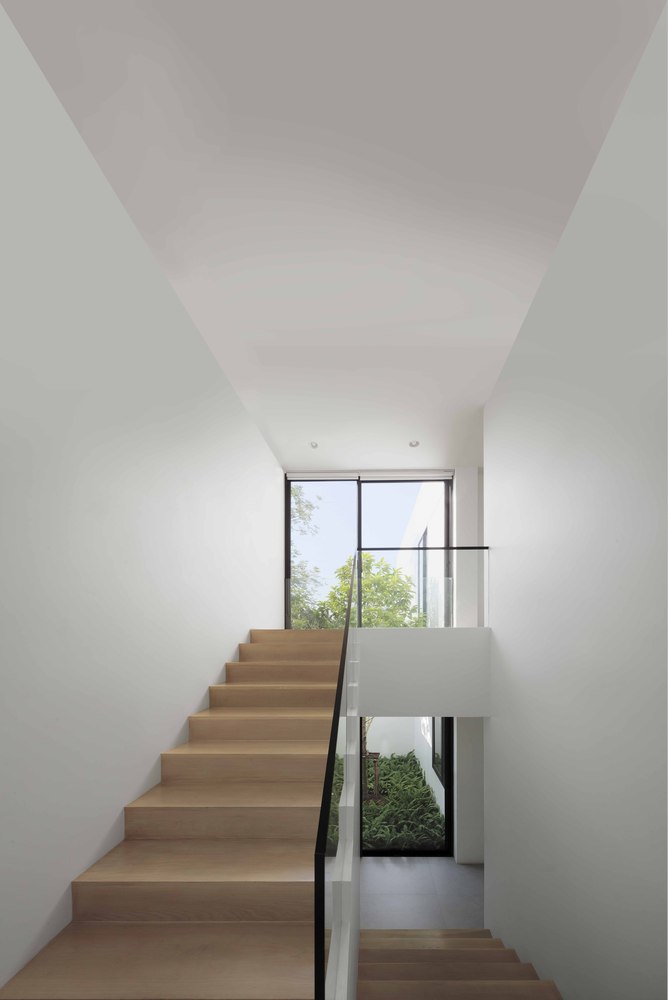 Aluminium House  Ayutt and Associates Design-45