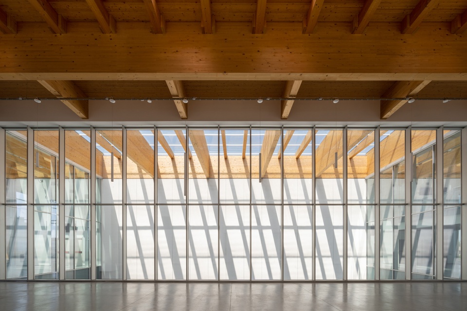 帕多瓦会展中心 | 隈研吾诠释意大利柱廊之美-44