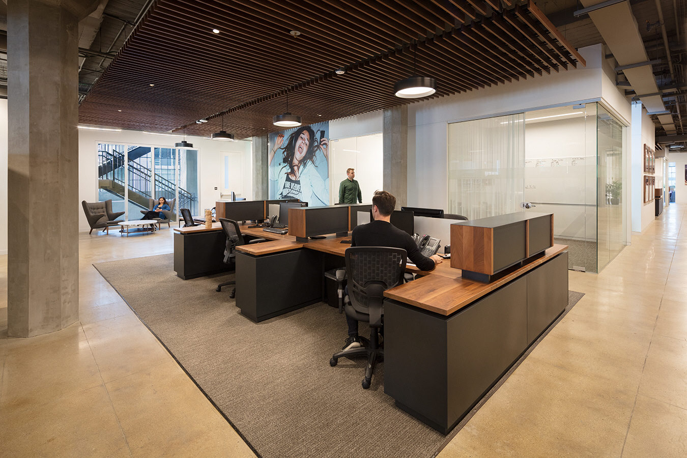 戴斯蒙德（The Desmond） - SOM-7