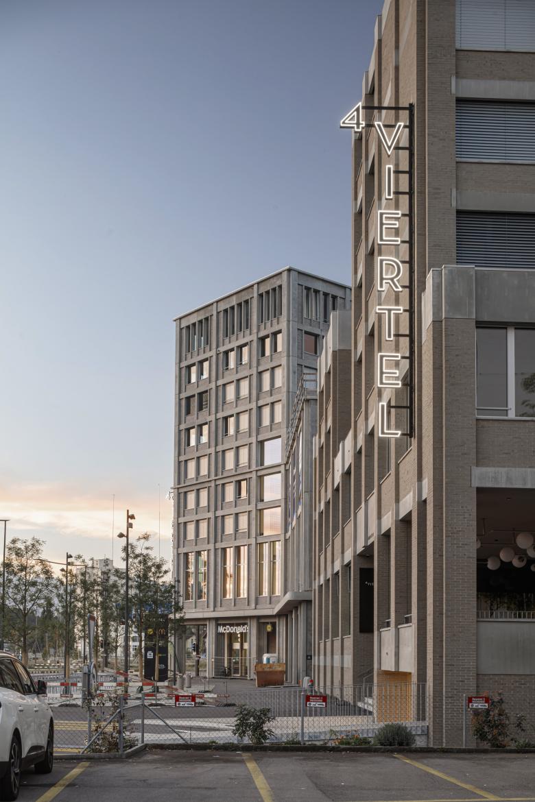 埃门塞塔尔广场四分之一丨瑞士丨Lussi+Partner-2