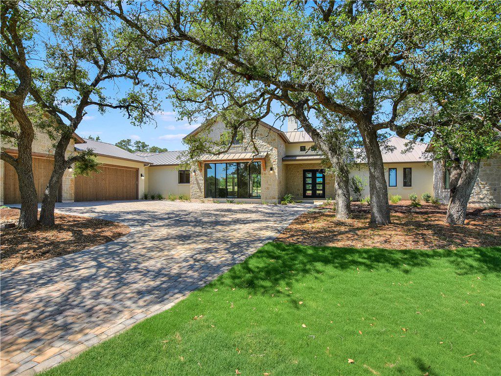 Flagler Hill Country Farmhouse | Elliot Johnson, AIA-9